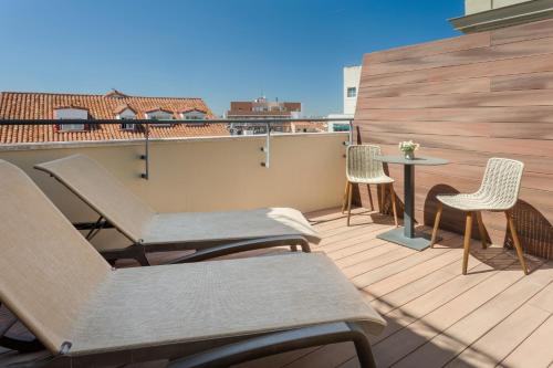 Superior Double Room with Terrace image 2