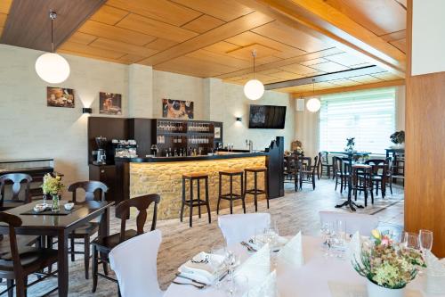 酒吧/高級酒吧, Pension Resort Dreistern in 戈達