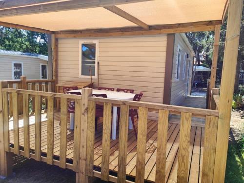Mobile Home I (4 Adults) Private Sanitary Facilities and Air Conditioning