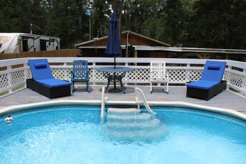 Létesítmények, Loft Style Home with Pool ATV Trails in Macclenny (Florida)