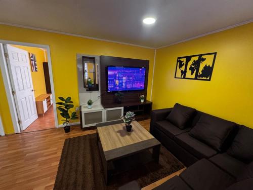 cabaña grande central en parcela 3 para 6 p