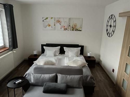 カメニチュキ・セノフ Ubytovani a apartman Prachen u Novaku 4つ星 シングルルーム スイート