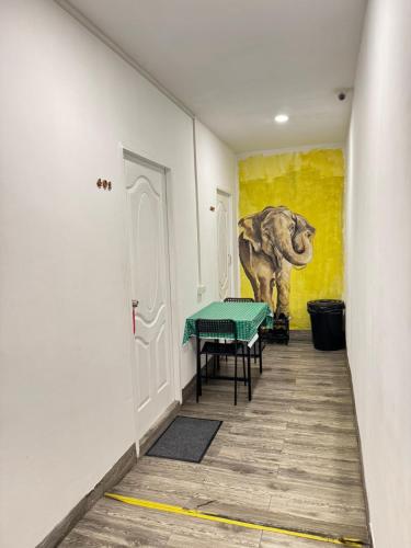 comfy crib hostel - 레스토랑