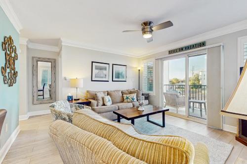 Poolside Villas #203 near Dewey Destin Harborside