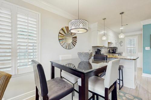 Poolside Villas #203 near Dewey Destin Harborside