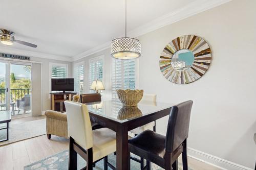 Poolside Villas #203 near Dewey Destin Harborside