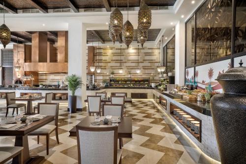 Ravintola, Aldhafra Resort, Vignette Collection by IHG  in Madinat Zayid