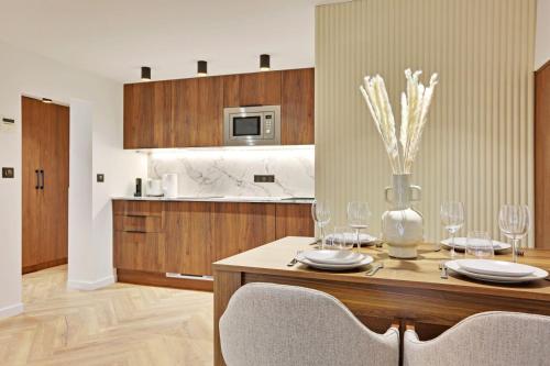 Welcoming & charming apartment-1BR/4P-Palais-Royal - image 4