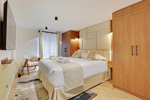 Welcoming & charming apartment-1BR/4P-Palais-Royal - image 7