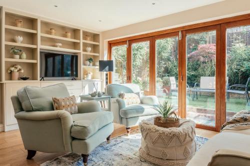 Beautiful Ground Floor Apartment Plus Private Garden, London (photo 6)