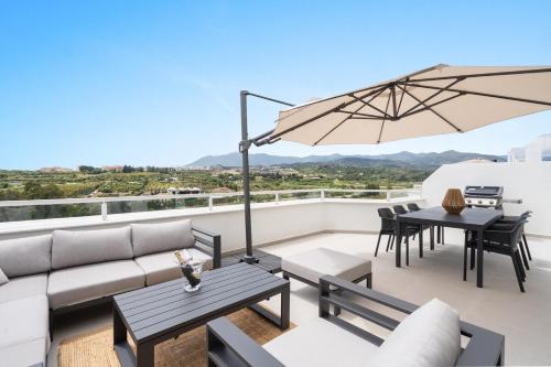 Amazing 3 bedroom Penthouse Great views RDR482 in ลาส โคยาส