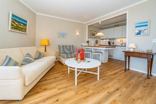 Apartment with Balcony room in Kamper Hof 76