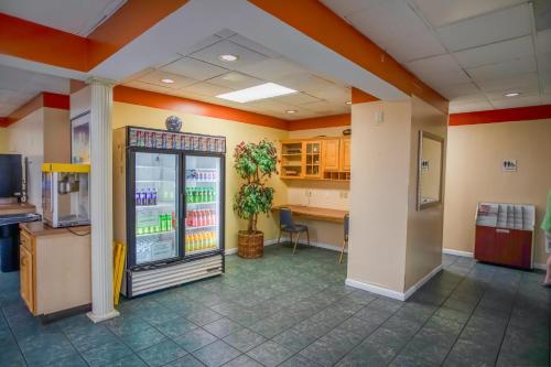 Rodeway Inn & Suites Greensboro Southeast in Greensboro, USA