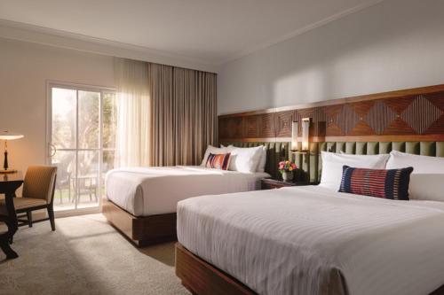 Deluxe Queen Room