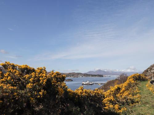 Bayview House Isle of Skye - main image