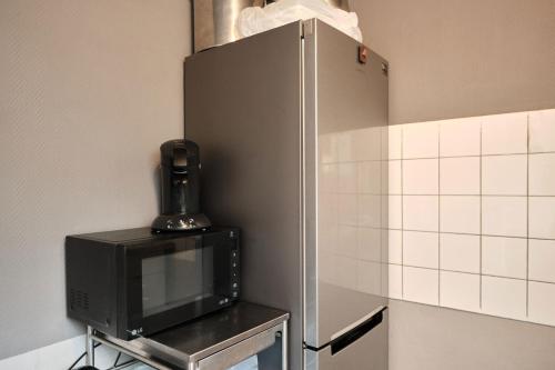 Spacious Flat by the Rhine Ideal for Groups, Нойс (фото 2)