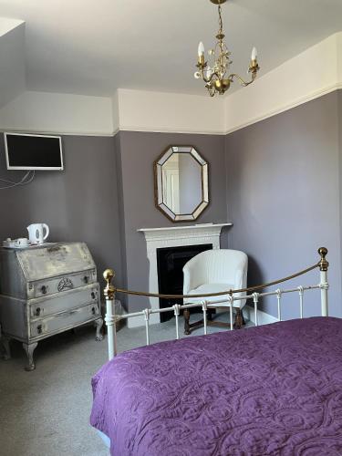 The Eagle Tavern - image 13