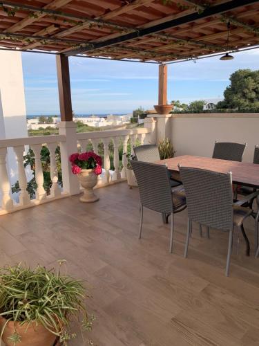 Maison Alriad - Alojamiento familiar tranquilo cerca del mar con jardin, porche y parking privado en