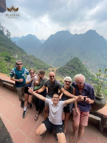 Plateau Homestay - Tours & Motorbikes Rental - 전망