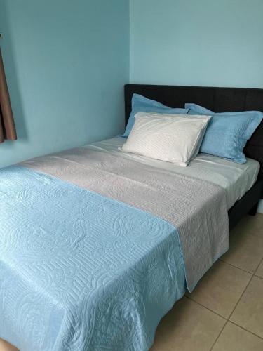 LJ Apartment in Friendship