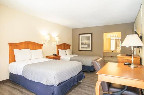 2 double beds