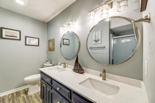 N Topsail Beach Oceanfront Condo with Pool! - image 12