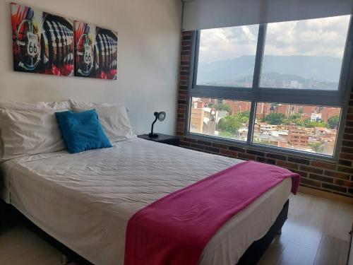 Best views in town, 14th floor Laureles Gem, Medellín