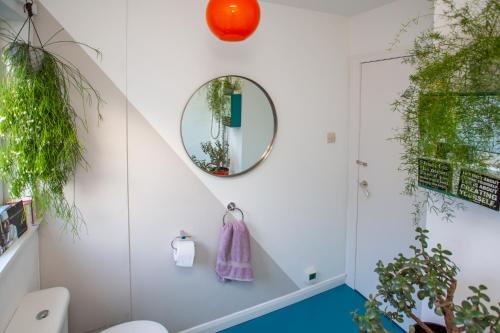 Mid-Century Gem Steps from the Beach, Edynburg (zdjęcie 7)