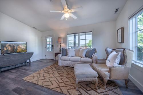 Bridge Creek Inn - image 14