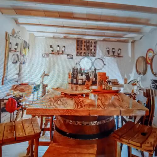 Krogs/atpūtas telpa, Chez Hélène et Michel (Chez Helene et Michel) in Preixan