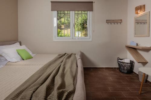Alavastros Maisonettes Near 3 sandy beaches - image 10