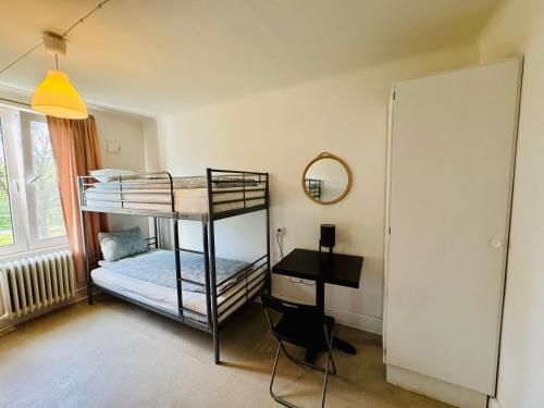 Hässlebogården Turist & Konferens Room Type - Deluxe Quadruple Room