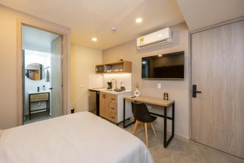 Aparta estudio en el Poblado - AC y Wi Fi, Medellín (Foto 3)