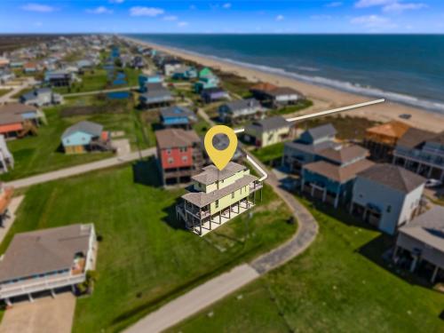 Back To Nature 4BR Beach Retreat Beach Access, Deck & Ocean Views