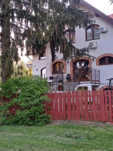 . Gościniec Twoje Mazury nad jeziorem Śniardwy tuż obok plaży