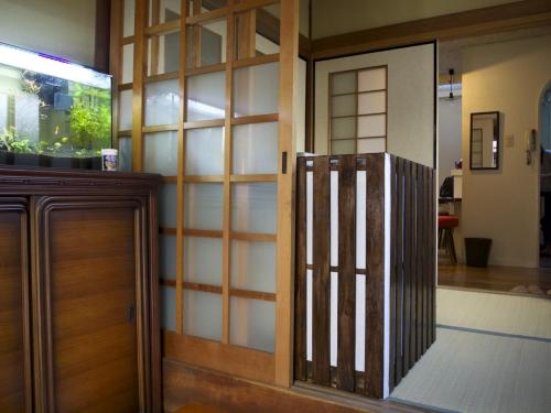 Guesthouse Ten-roku - Female Only - 출입구
