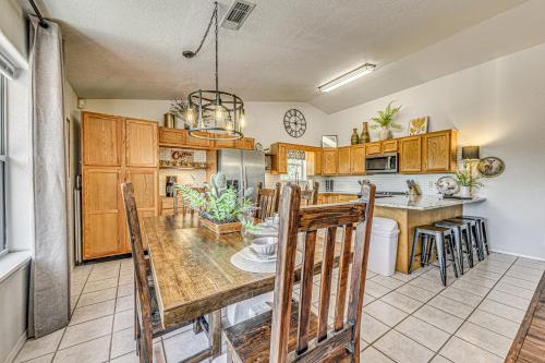 Charming Ruidoso House with Deck and Mtn Views! - image 7