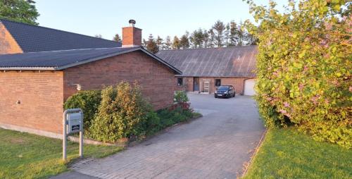 Stort og dejligt værelse med privat bad in Hornsyld