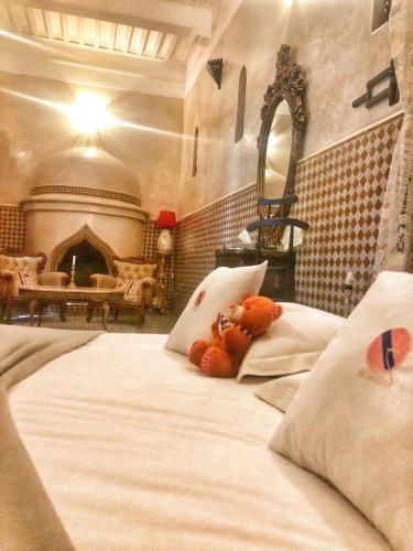 Riad ABBASSIA Marrakech Premiere - Authentic Medina Experience, Marrakech