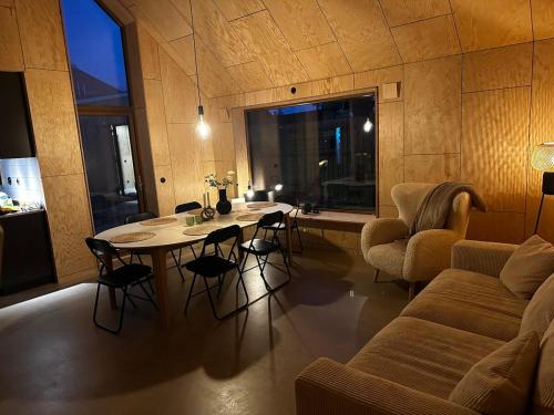 Kivikshusen in ซิมริสฮามน์