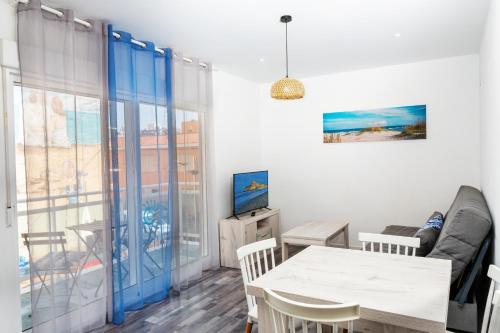 Three-Bedroom Apartment room in Ecos del Mar - Darya