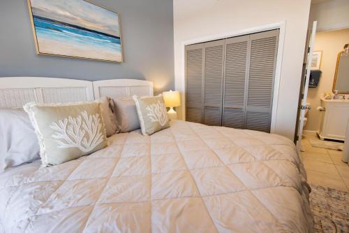 Two-Bedroom Apartment image 8
