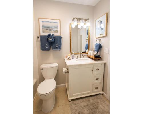 Two-Bedroom Apartment image 6