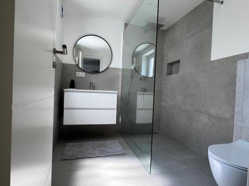 Shower, Melem Apartments 1 in Langen (Hessen)