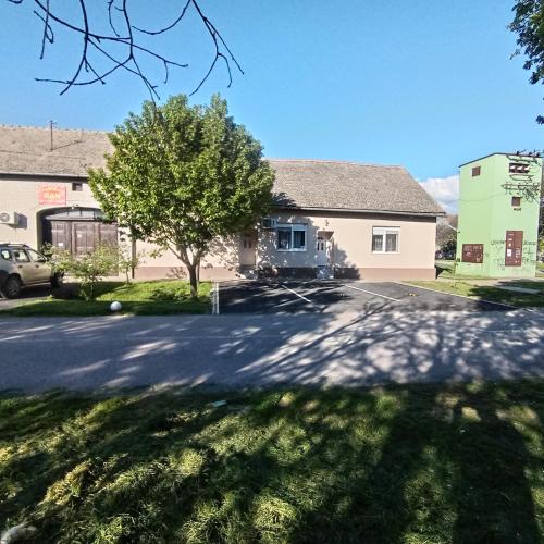 A szálláshely kívülről, BAN apartmani in Verbász