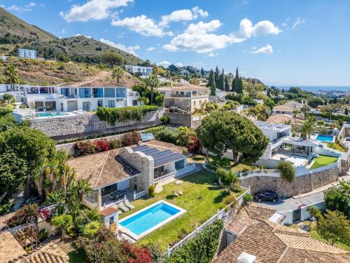 Stylish Villa París (Stylish Villa Paris) in La Capellania