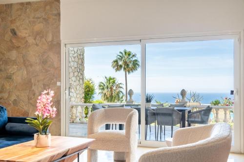 Stylish Villa París (Stylish Villa Paris) in La Capellania