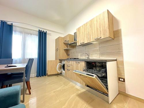 Two-Bedroom Deluxe Apartment with Balcony
