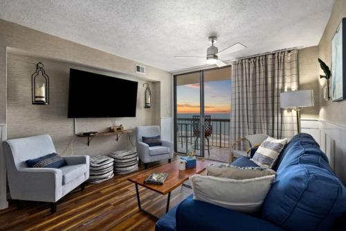 Oceanfront Waterpointe 1 Unit 902 3 bedroom 2 bath Balcony Pools