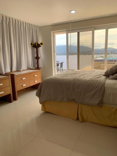 Margarita Suite con jacuzzi, estilo Resort & Suites near Pampatar Beach